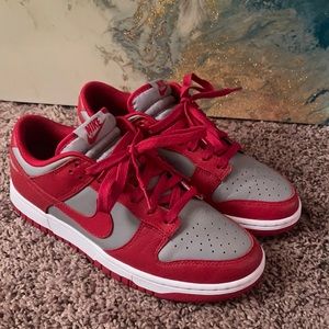 Unlv nike dunk lows size 9 women’s